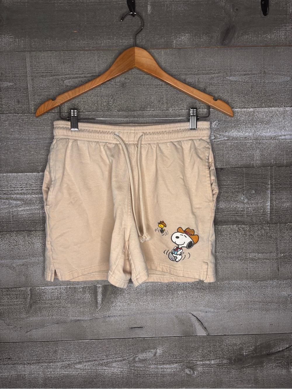 Peanuts Beige/Tan western Snoopy cowboy Elastic Waist cotton blend comfy shorts